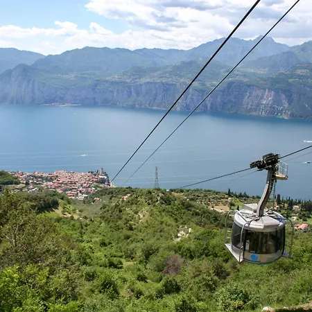 Апартаменты In - Gardasee 22253 *